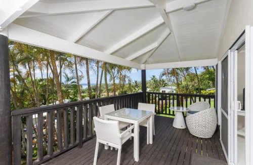Muri House | Muri Lagoon View Bungalows - Hillside Bungalow