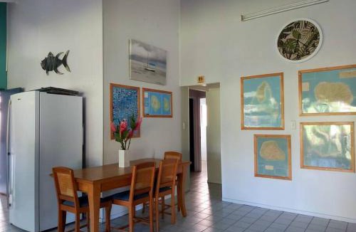 Muri House | Muri Lagoon Lodge