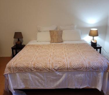 Nikao Tapere House | Are Ariki