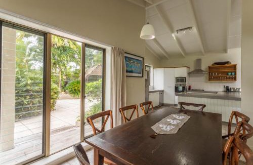 Muri Villa | Muri Beach Villa