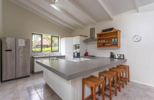 Muri Villa | Muri Beach Villa