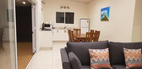 Kiikii Tapere House | Te Etu Villa 1