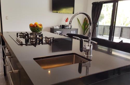 Rarotonga House | Boaza Place