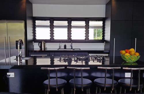 Rarotonga House | Boaza Place