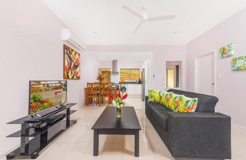 Arorangi House | Rarotonga GolfSeaView