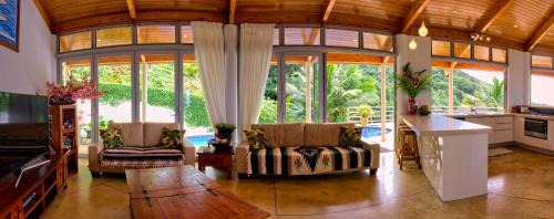 Muri Villa | Villa Maria