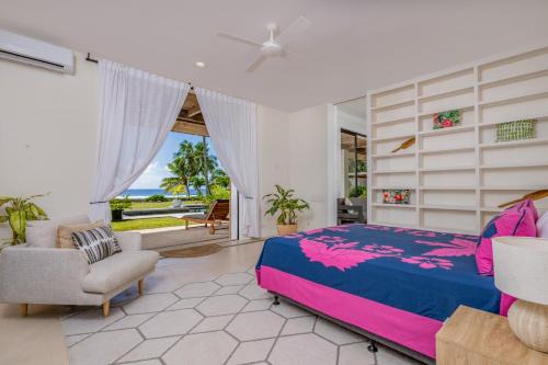 Manna Villa - Sovereign Palms CI