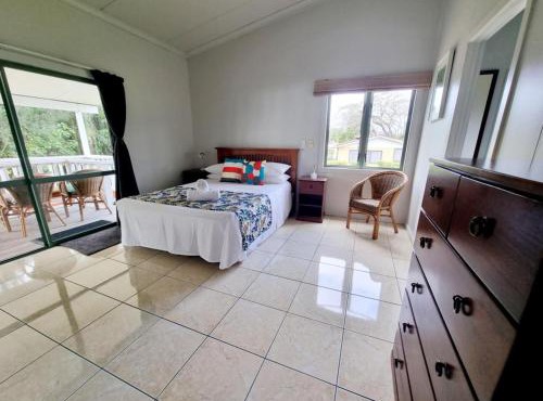 Natura Nikao Beachside 3BM Villa