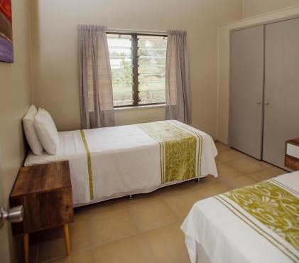 Nikao Beach Bungalows